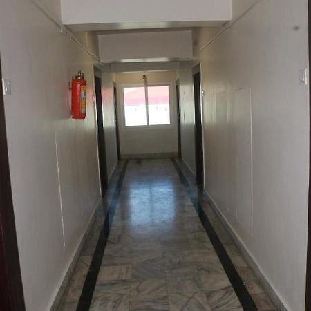 Capital O 14995 Hotel Starline Paltan Bazar グワーハーティー エクステリア 写真