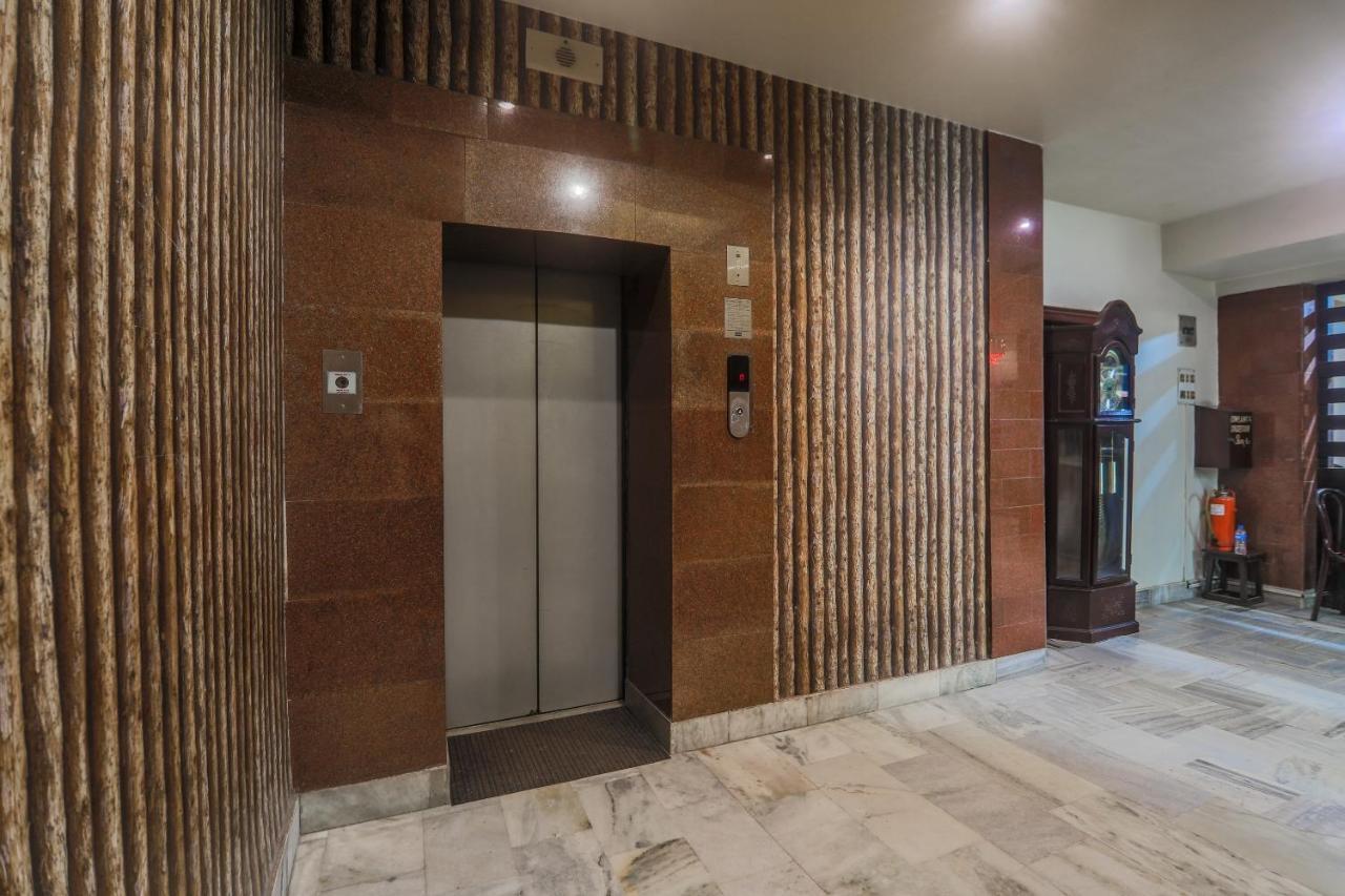 Capital O 14995 Hotel Starline Paltan Bazar グワーハーティー エクステリア 写真